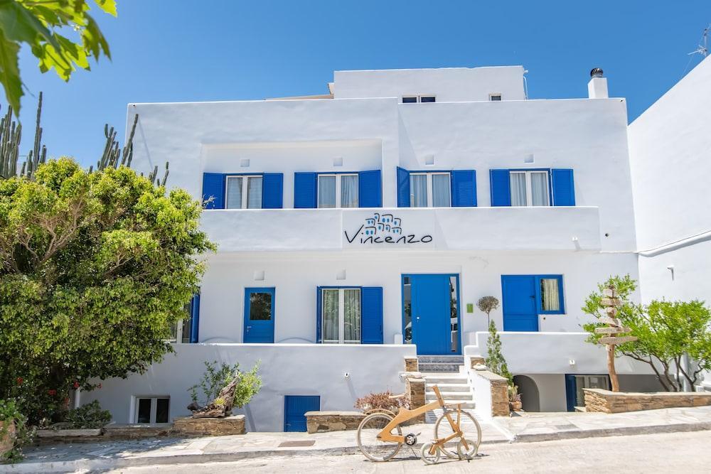 Vincenzo Family Rooms Tinos Exterior photo